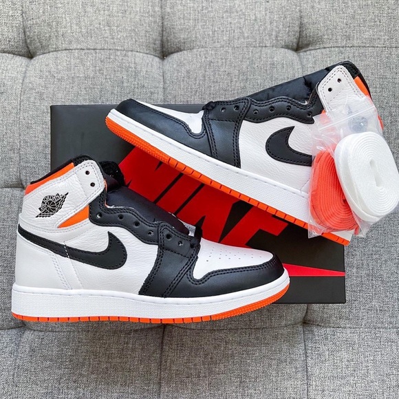 🤍🧡🖤 Nike Air Jordan 1 high white orange shoes - Picture 4 of 4